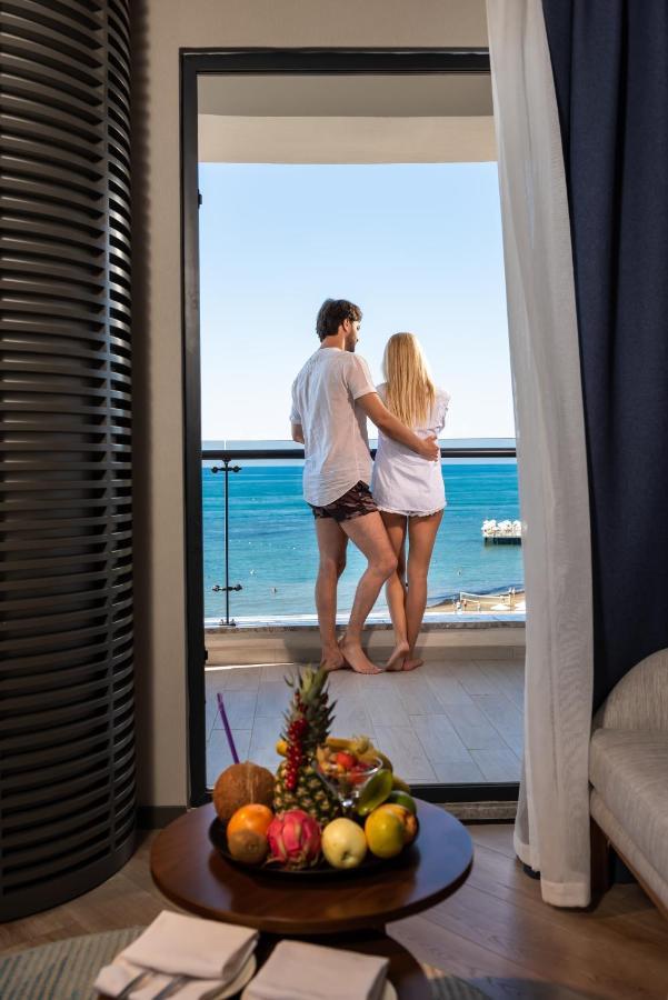 Deluxe Double or Twin Room Pool Access